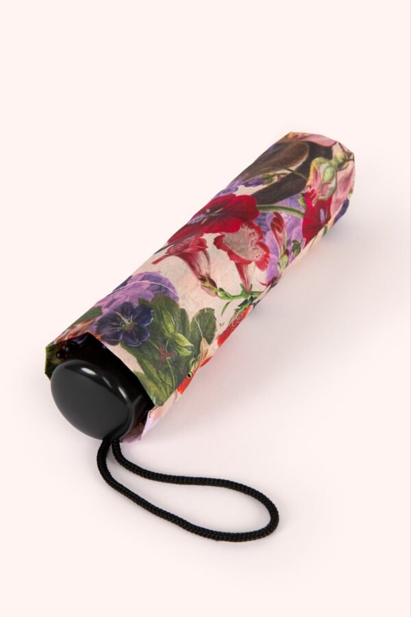 Powder Umbrella Cream Posy